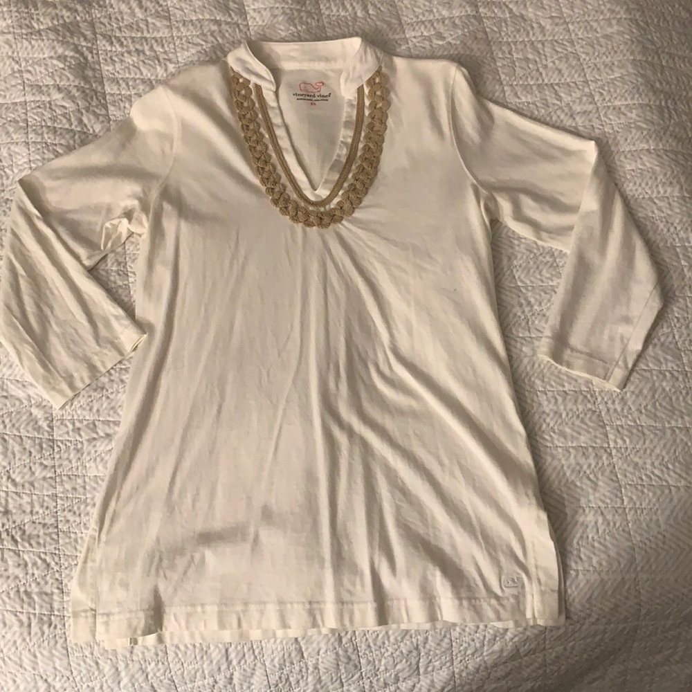 Vineyard vines top